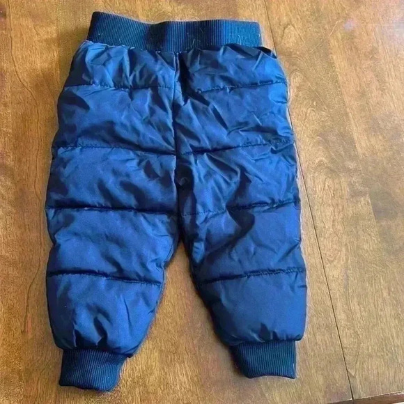 Navy  puffer pants - Picture 1 of 3